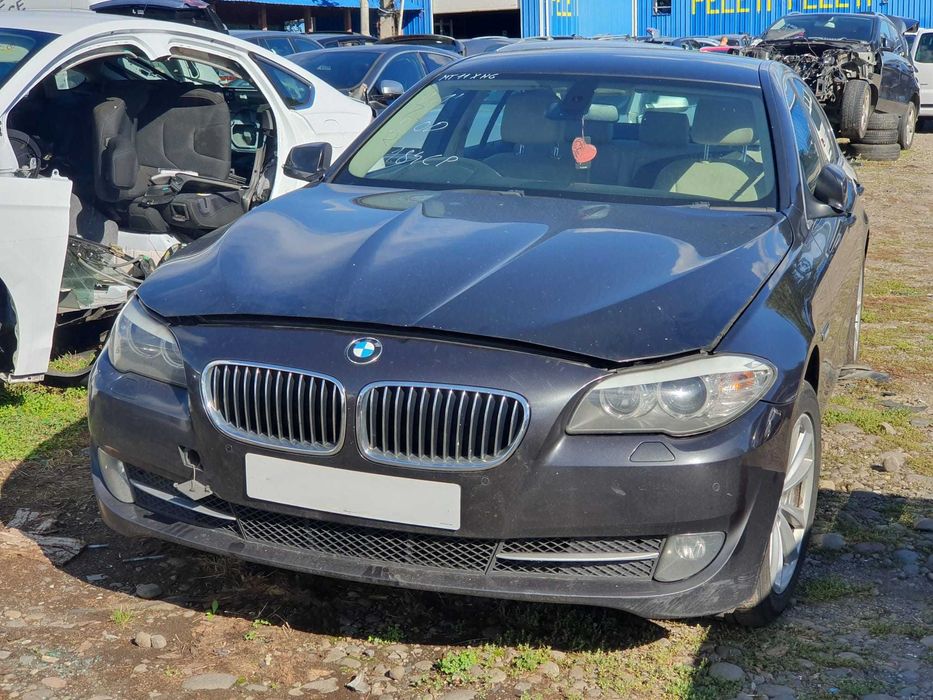 Dezmembrez BMW Seria 5 2.0 d 2011