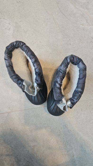 Детски ботушки,маратонки ,апрески