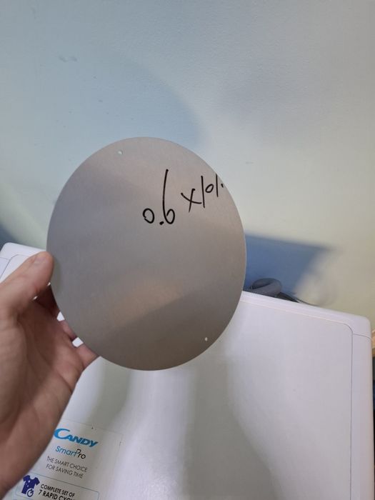 Метална табела Войник