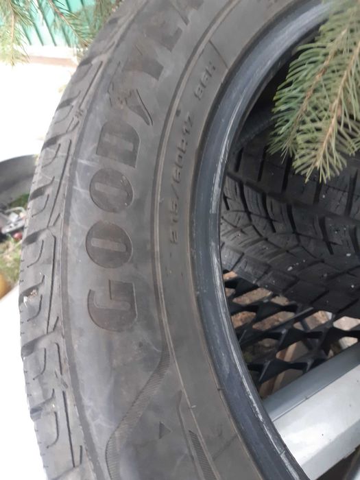 245/45/17,  255/45/18, 245/40/18, 255/45/18, 205/55/16, 215/60/17