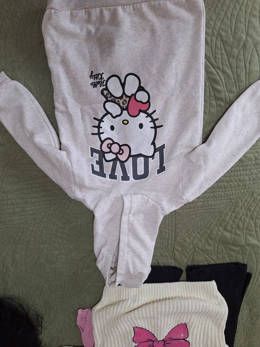 Лот дрешки за момиче размер 122