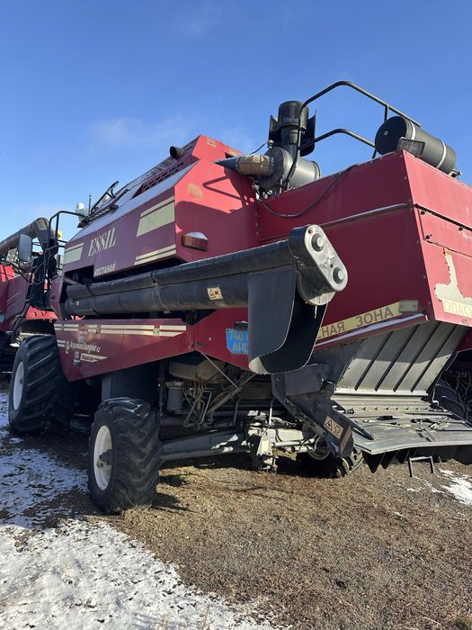 Продам Комбайн 740 Essil