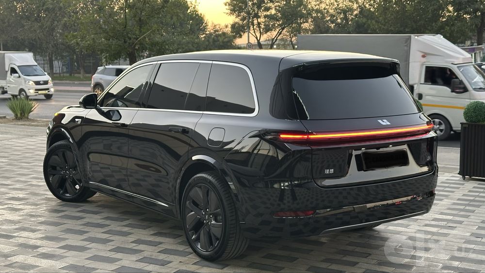 Lixiang L9 ultra 2024