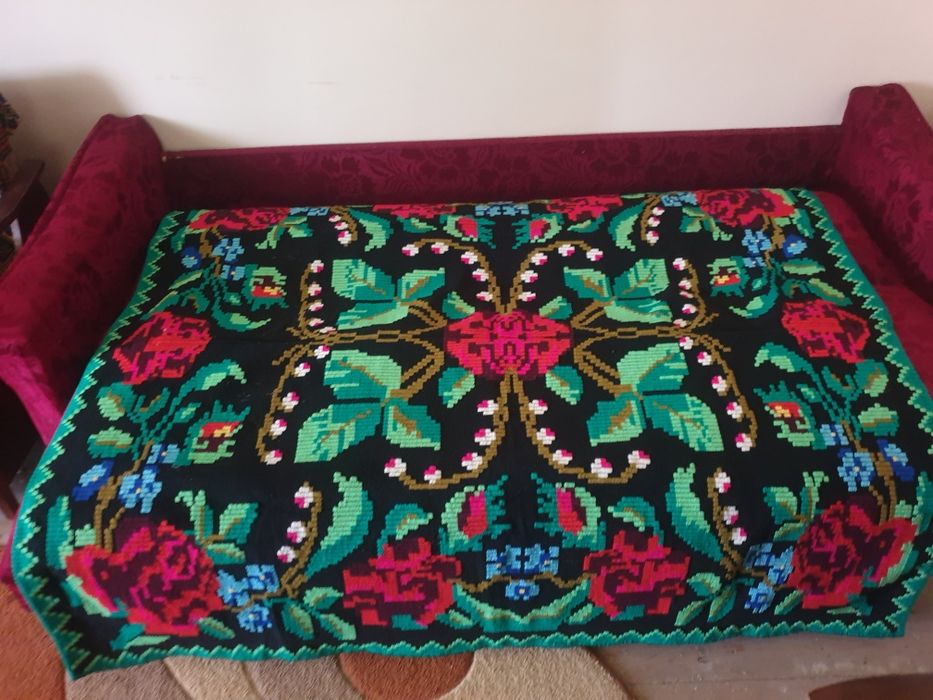 Vând lepedeu țesut la război