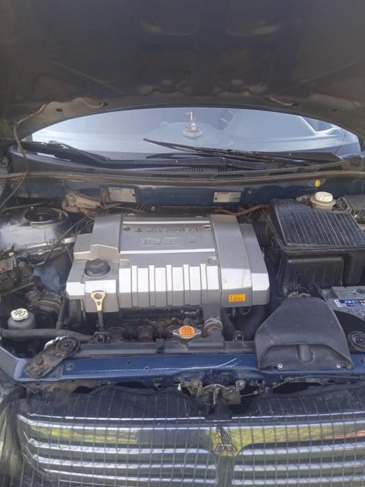 Mitsubishi Space Wagon 1999г.