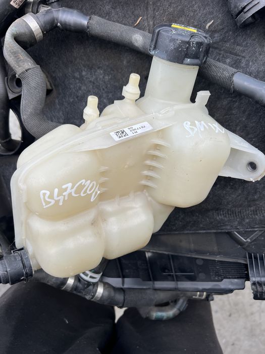 Vas expansiune apa Bmw S1 F40,s2 F45,x1 F48,x2 F39 cod piesa 7617362