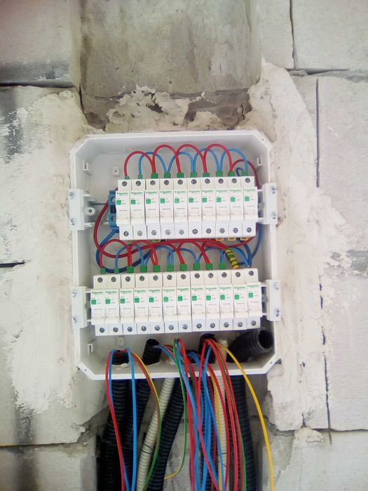 Cristi Electrician Autorizat Iasi - Cel mai rapid si convenabil.