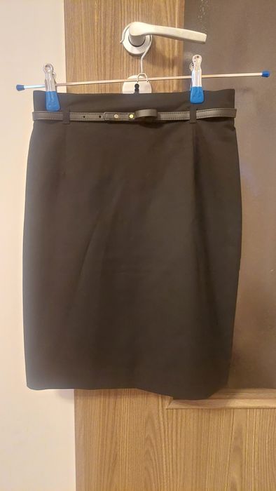 Fusta HM marimea XS -creion