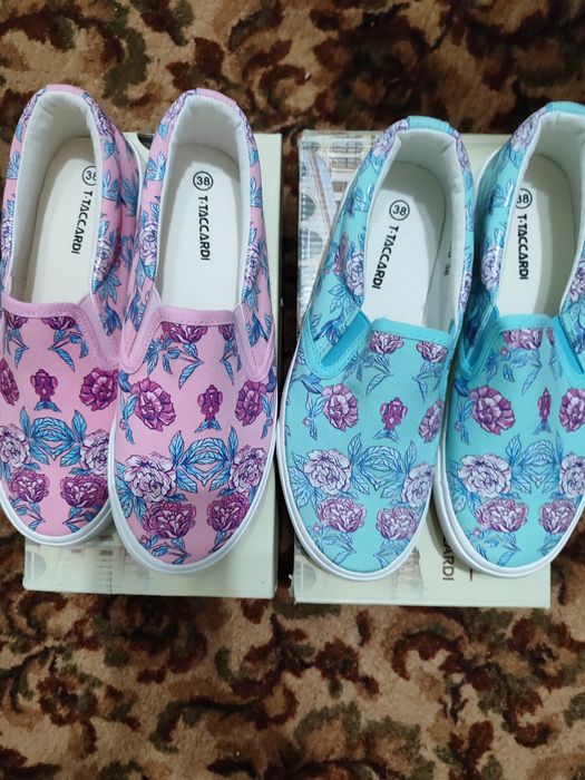 Продам ' макасины