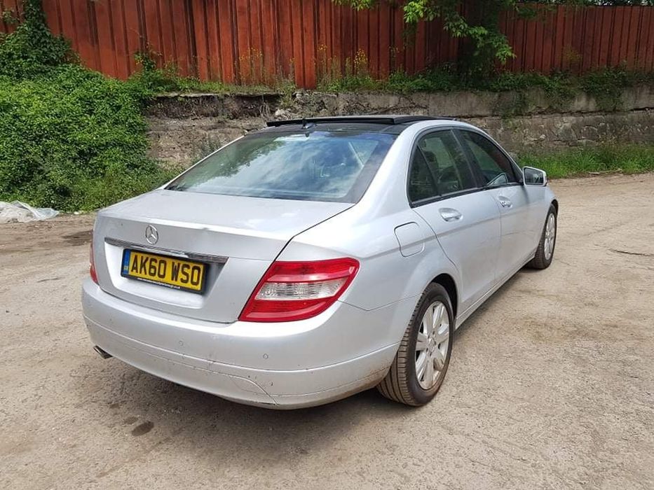 Mercedes W204 C200CDI 651 ръчка панорама седан НА ЧАСТИ!