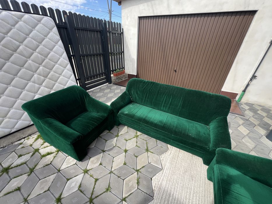 Set 1 canapea(3 pers), 1 canapea(2 pers), 1 fotoliu