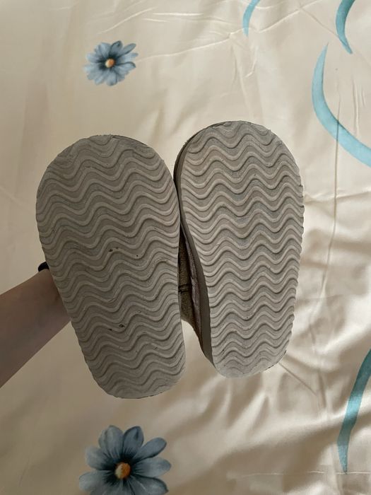 Обувки момиче 25н.