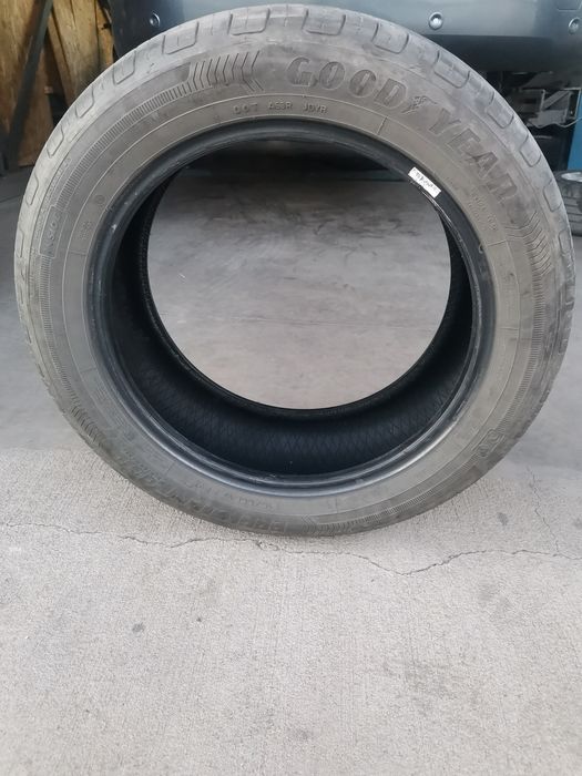 215/55/17 Goodyear Efficientgrip Performance