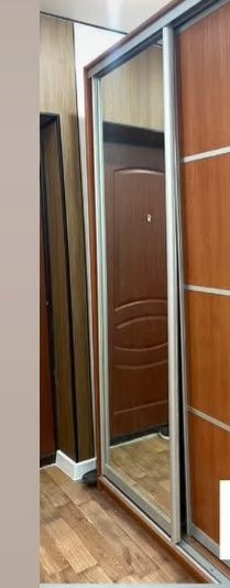 Продам зеркало от шкафа