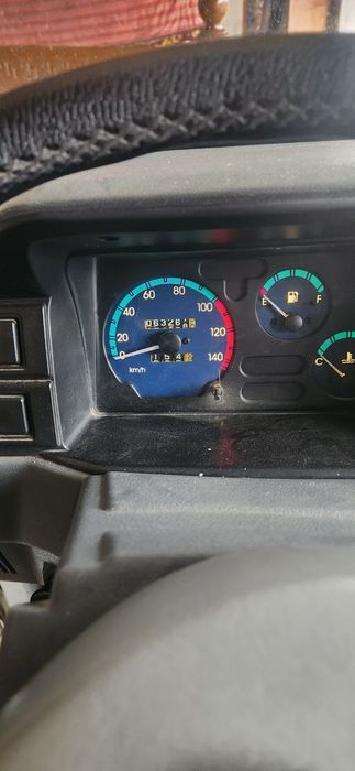 Damas  srochna sotiladi