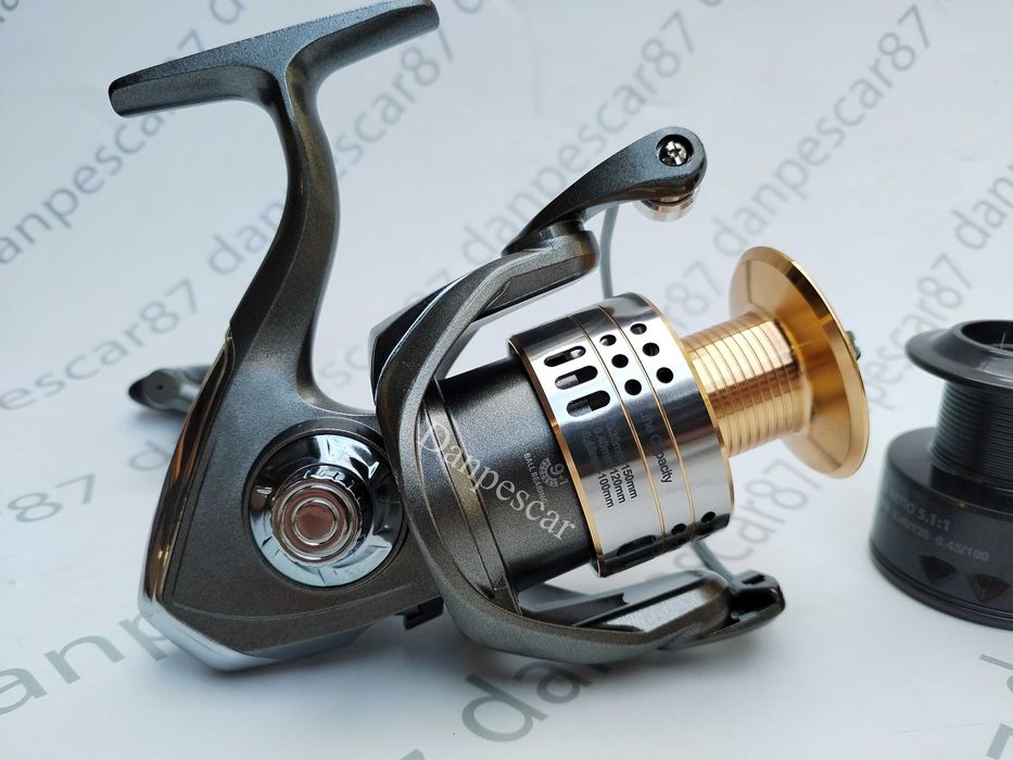 Mulineta SIRENA FSB5000 9 rulmenti pentru crap si tambur rezerva