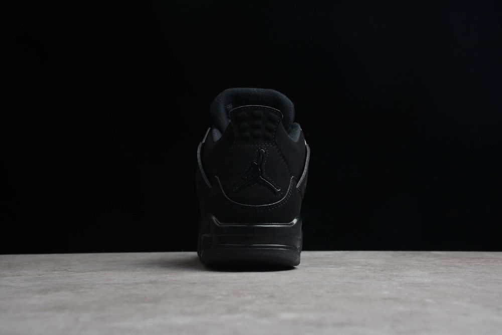Air Jordan 4 Retro “Black Cat”