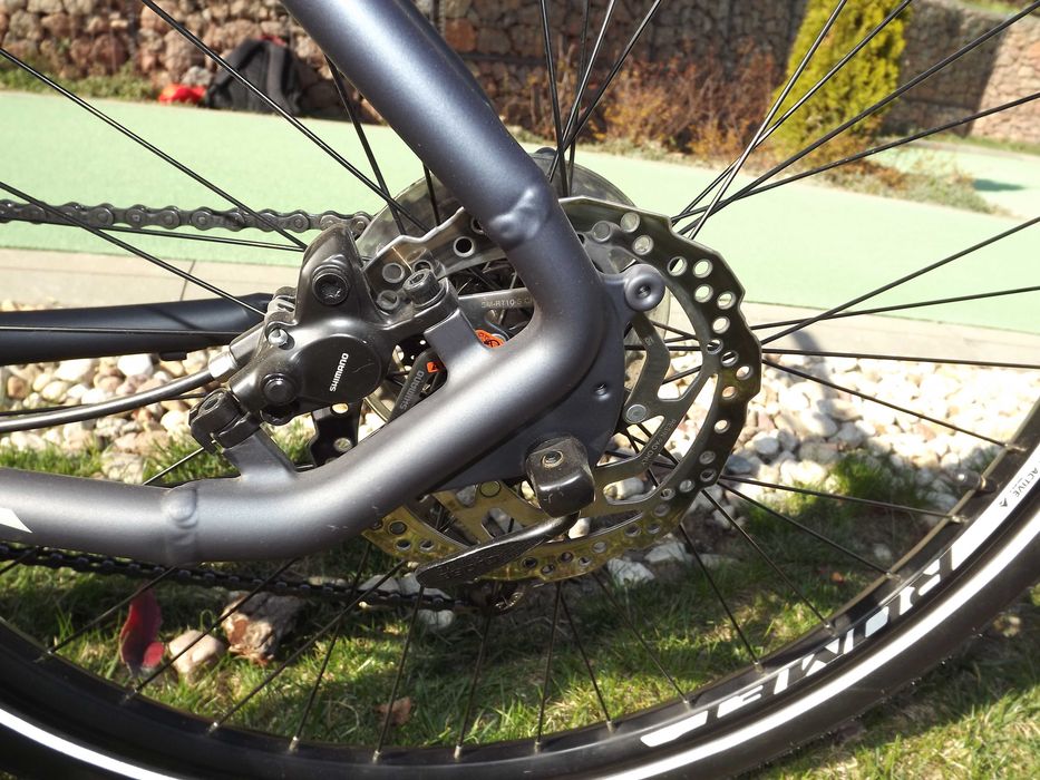 Romet 27,5cola 3/8speed shimano rock shox