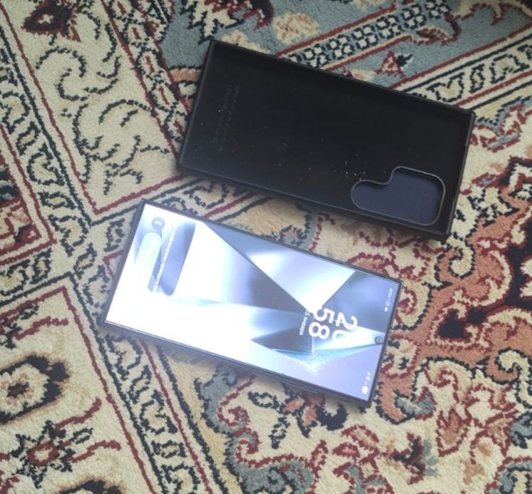 Самсунк с24 ултра 512 г