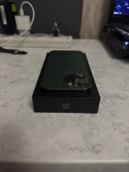 Продам iPhone 13 Pro 128