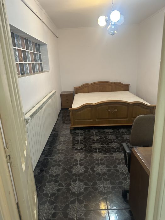 Inchiriez apartament