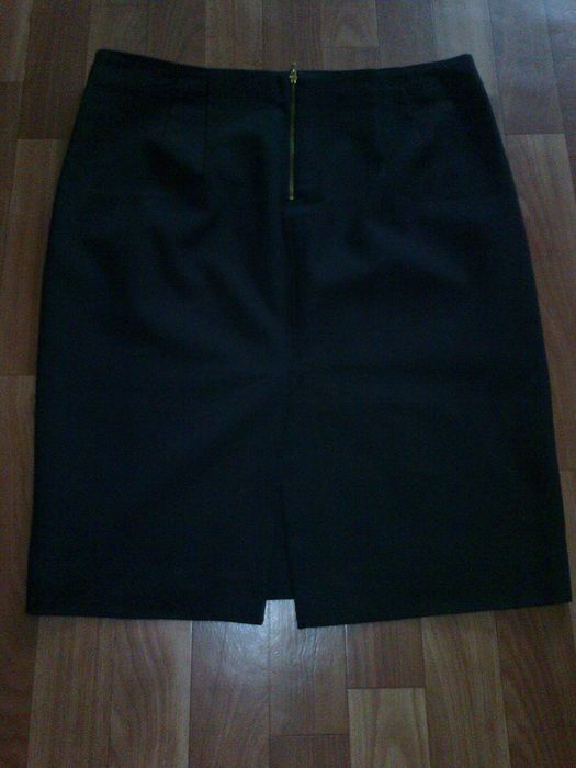 Юбки 3 штуки. Черные.