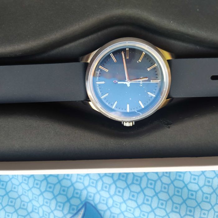 Часовници SEIKO и TIMEX, не употребявани. ПОДАРЪК !