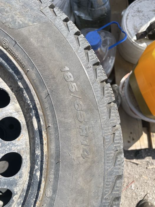 185/65 r14 в хоршем сост