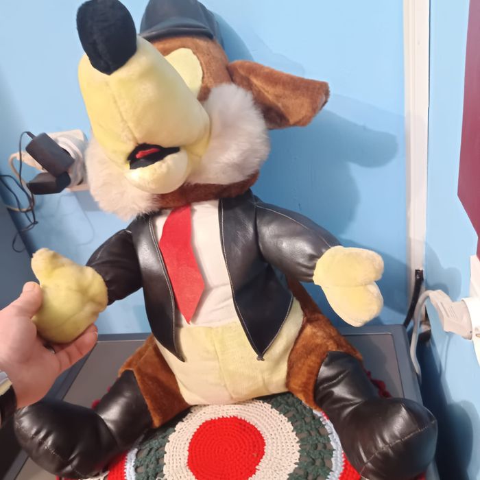 Plus anii 90 cu numele de Wolf