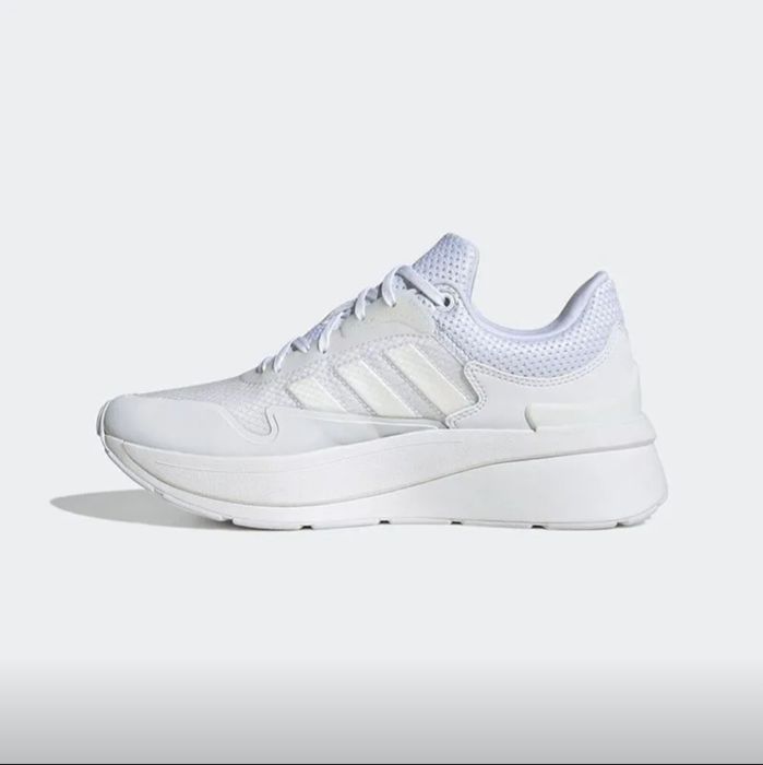 Продам новые кроссовки