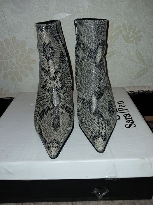 Боти, естествена и еко  кожа.