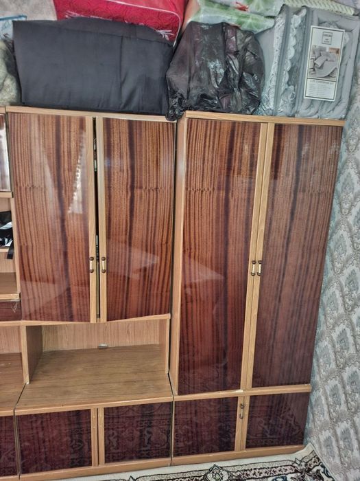 Продаются шкафы отличное состояние