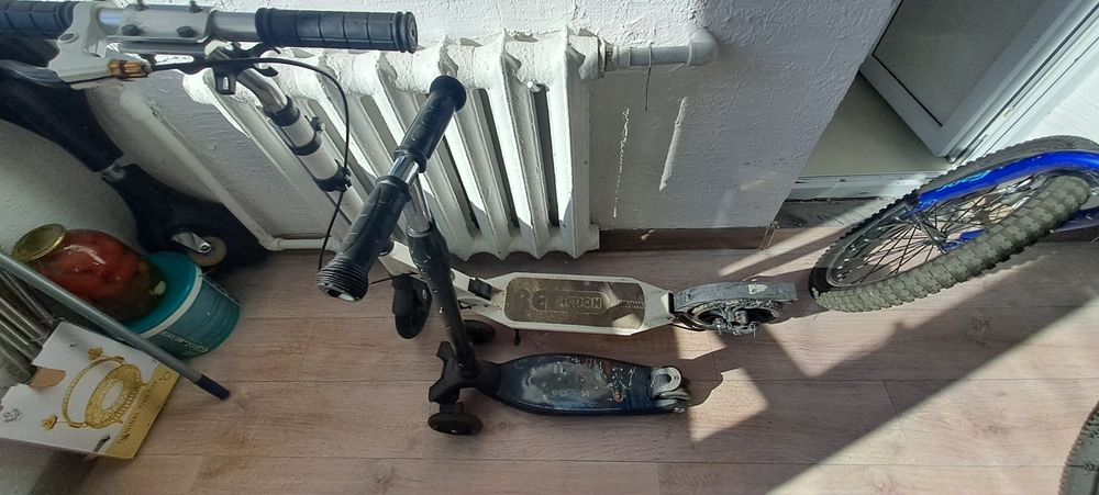 Продам Самокаты 2 штуки