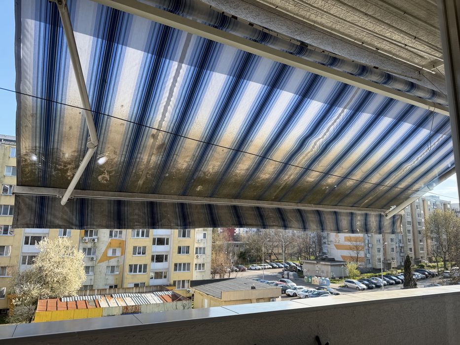 Два броя 4 метрови тенти