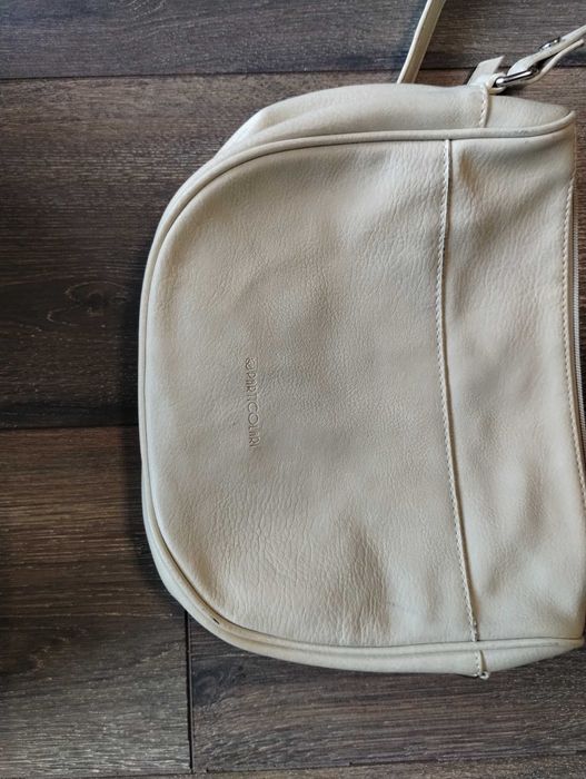 Дамски чанти от естествена кожа.