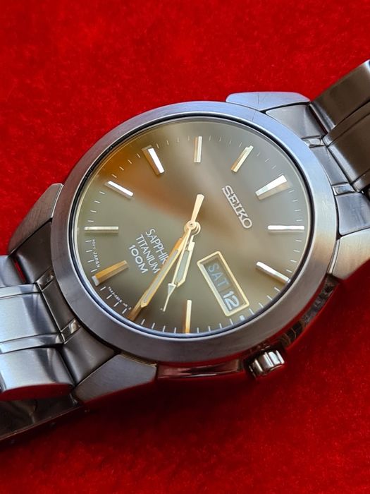 Seiko  Titanium  Safir