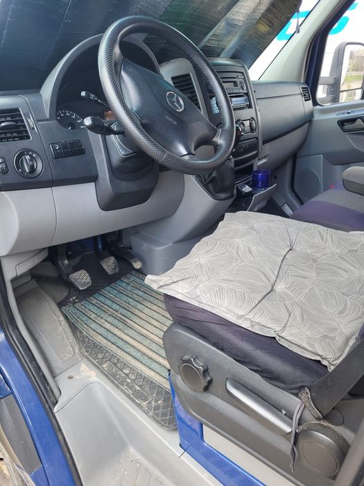 Mercedes benz sprinter