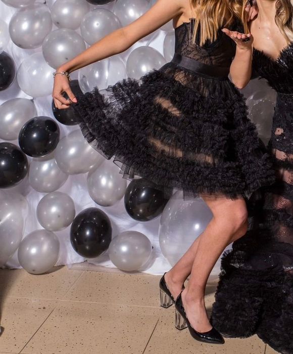 Официална къса черна рокля AVIN