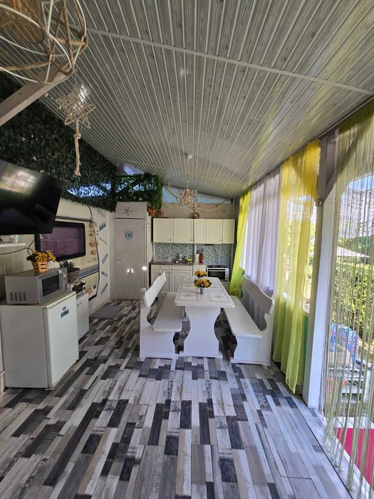 Стационарна каравана на къмпинг