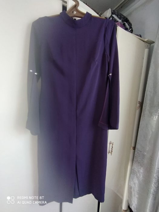 Платье 5000 стоит