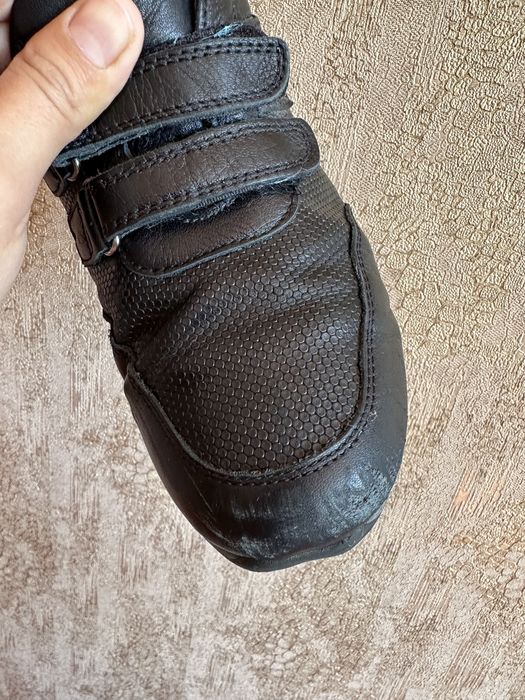 Школьные ботинки