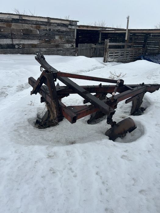 Продам плуг. Состояние нового