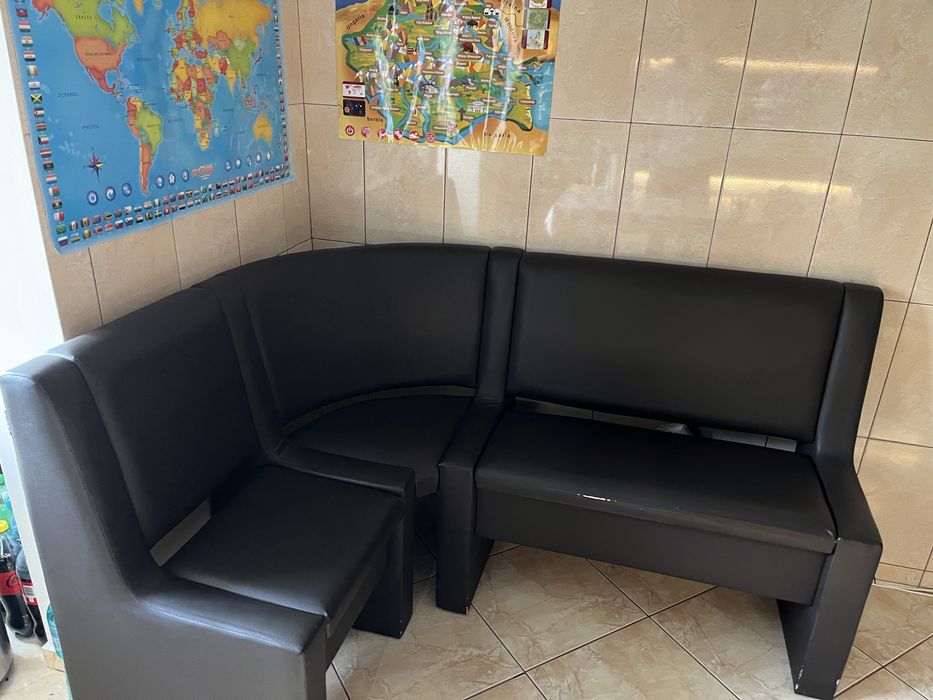 Coltar bucatarie cu spatiu depozitare