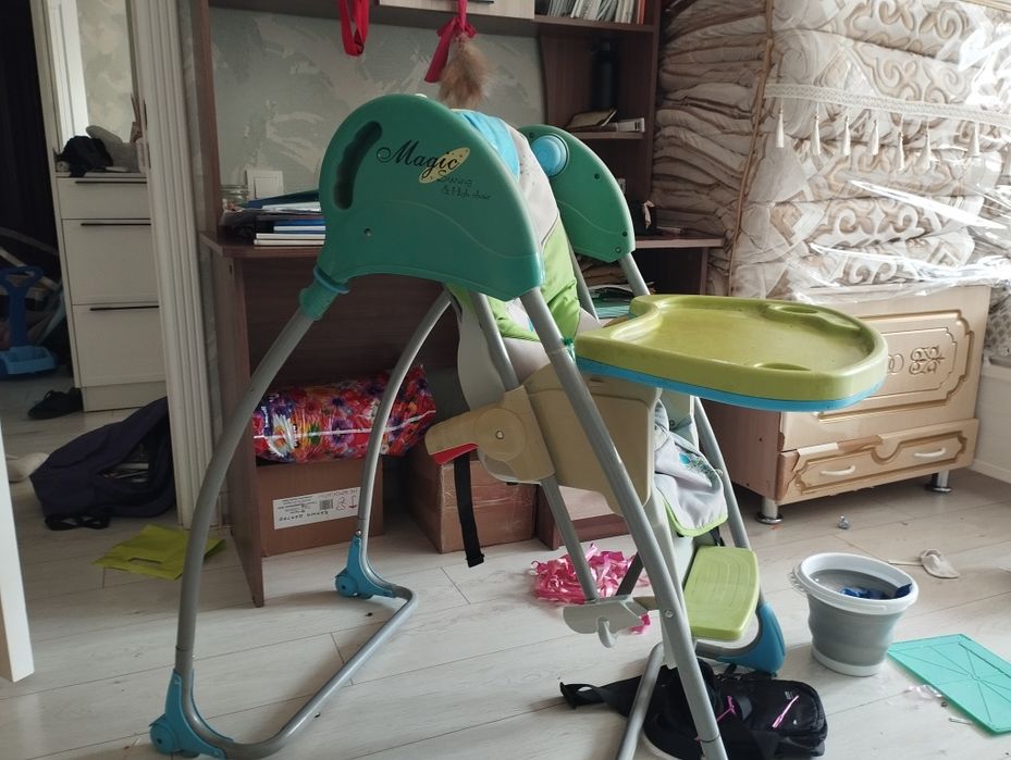 Стул качелия продаётся