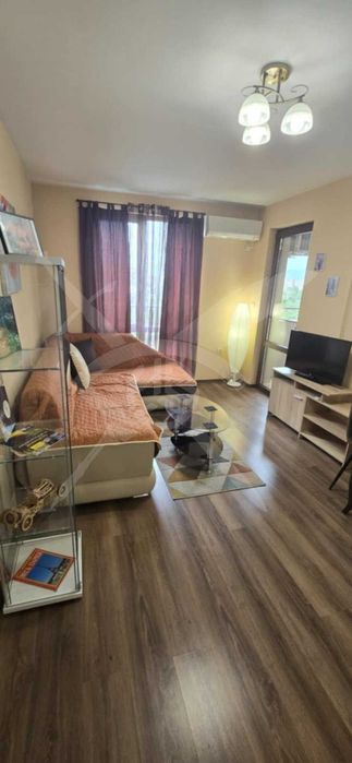 Дава се под наем Двустаен апартамент в Пловдив, Тракия - 70 кв.м за 408 € - Снимка #1