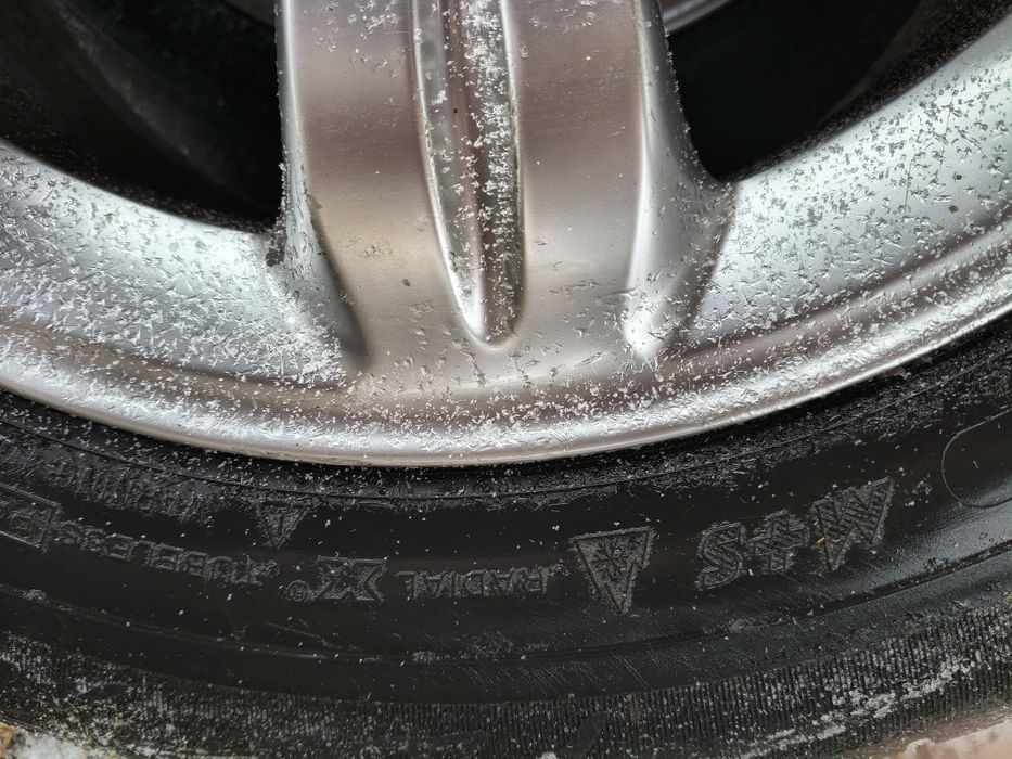 Vând roti mercedez 205 60r16