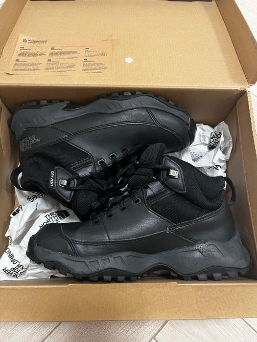 Зимние кроссовки the north face