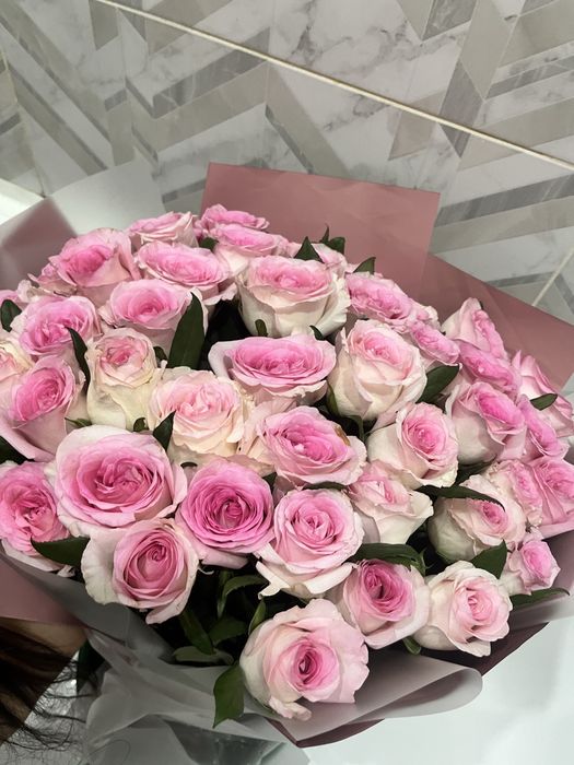 Розовые розы. Цветы 51штук