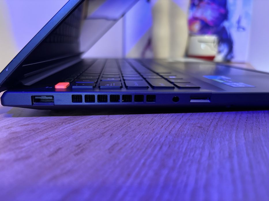 ASUS Vivobook 16”  Pro 3K OLED