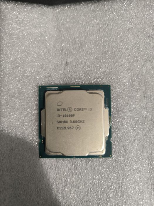 Procesor intel i3-10100f